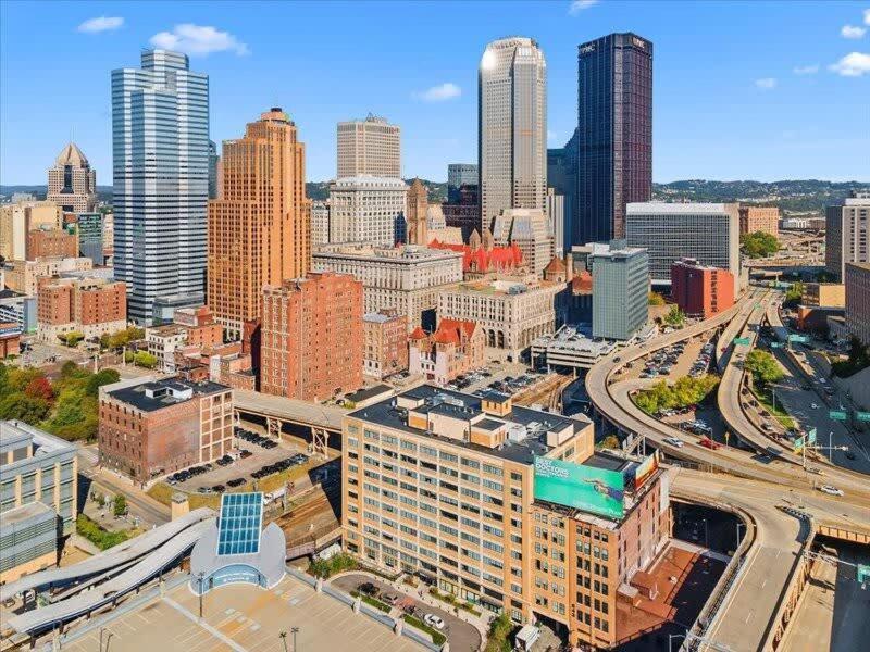 Cozysuites Roomy 1Br, Downtown Pittsburgh Exterior foto